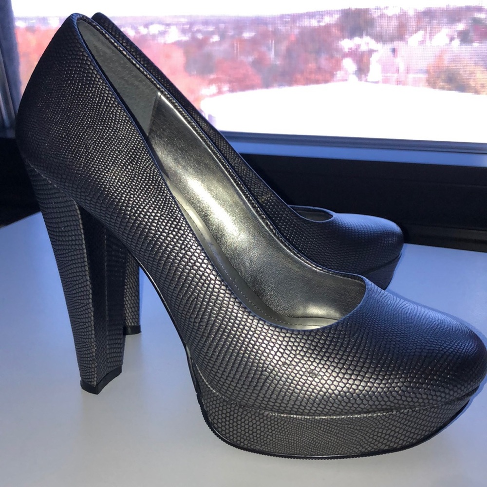 Calvin Klein pumps